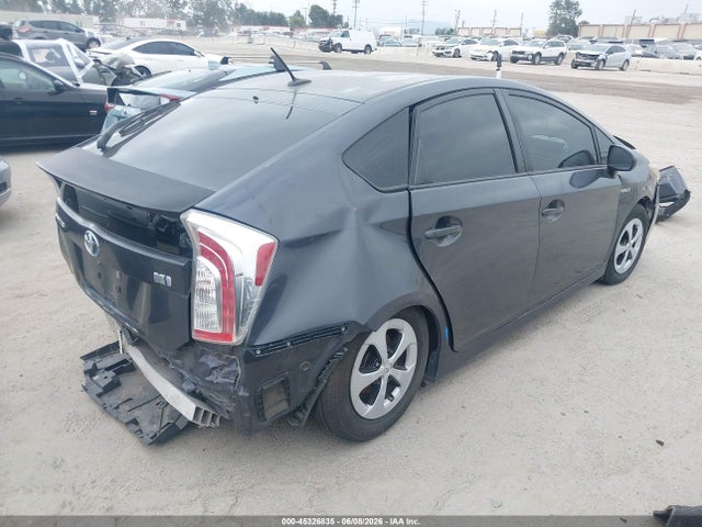 Toyota Prius Three