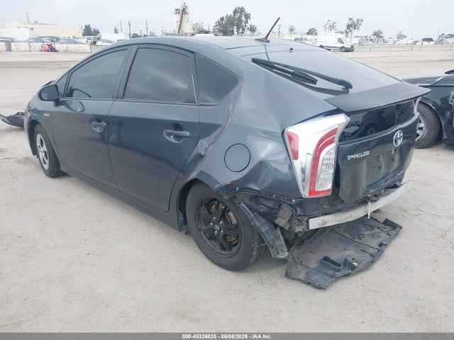 Toyota Prius Three