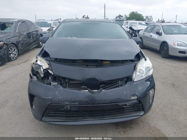 Toyota Prius Three