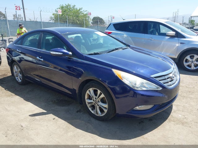 Salvage Hyundai SONATA Image