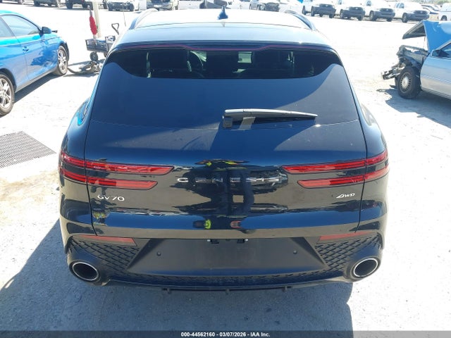 Genesis GV70 2.5t Awd