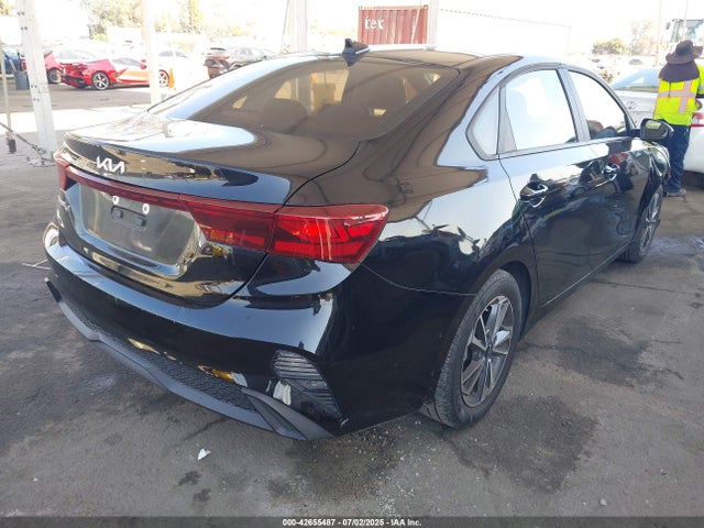 Kia Forte Lxs