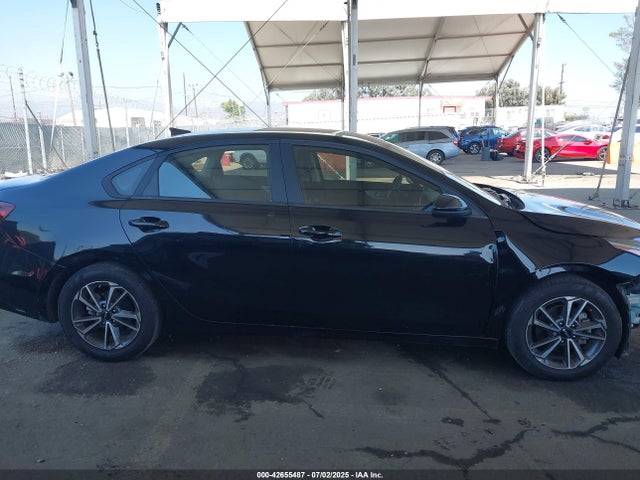 Kia Forte Lxs