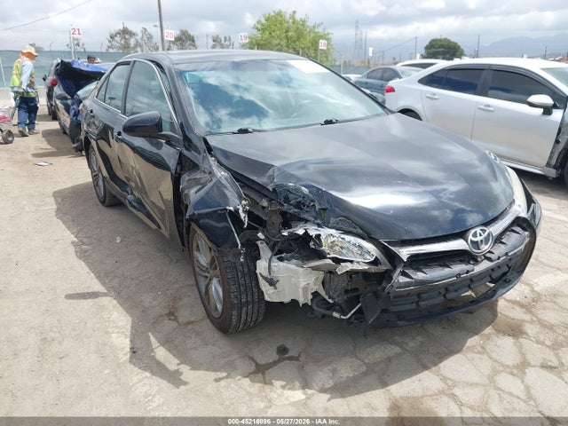 Salvage Toyota Camry Image