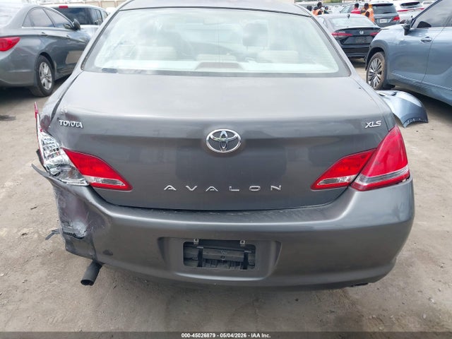 Toyota Avalon Xls