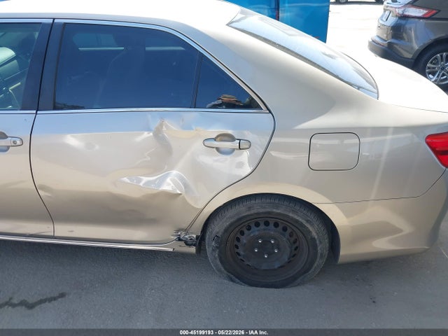 Toyota Camry Le