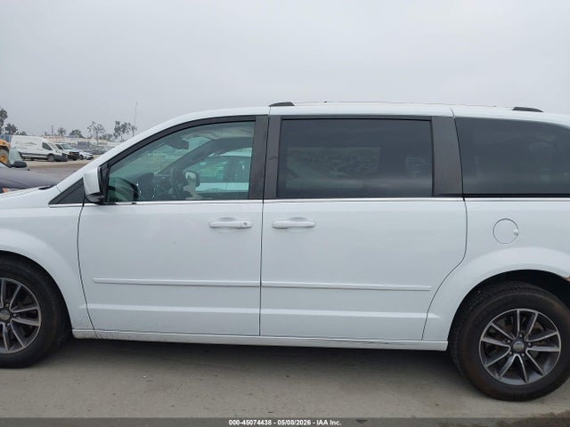 Dodge Grand Caravan Sxt