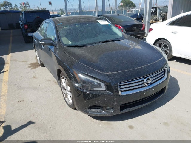 Salvage Nissan Maxima Image