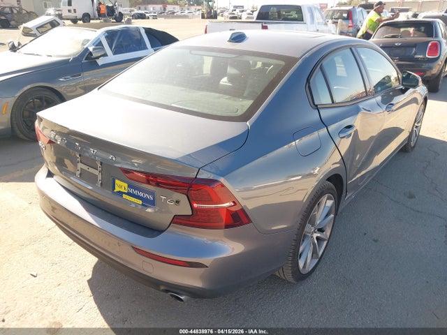 Volvo S60 T6 Momentum
