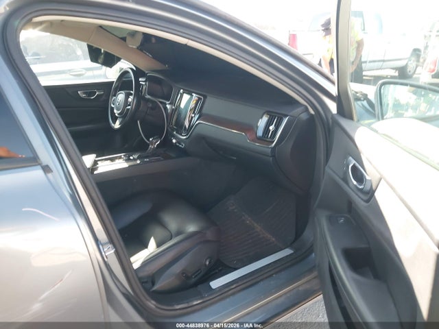 Volvo S60 T6 Momentum