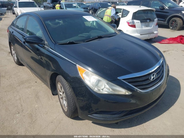 Salvage Hyundai SONATA Image