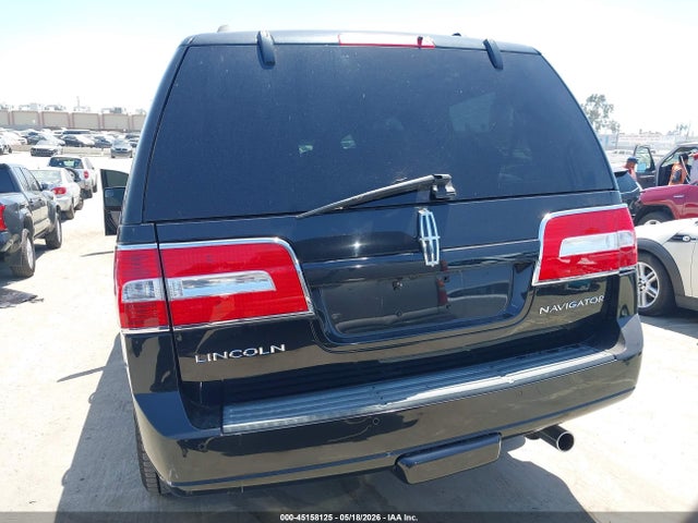 Lincoln Navigator