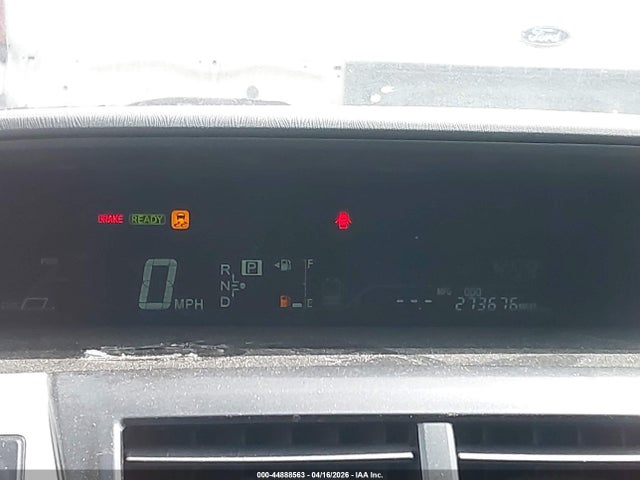 Toyota Prius v Two