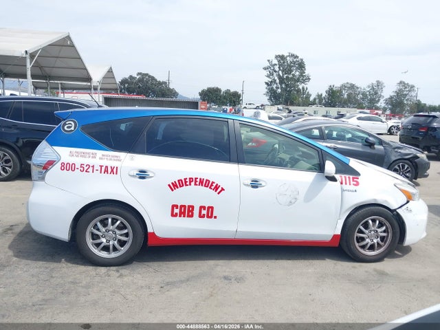Toyota Prius v Two