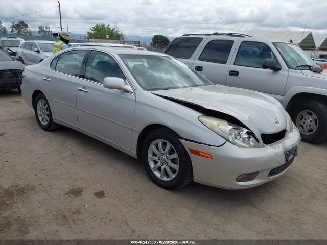 Salvage Lexus Es Image