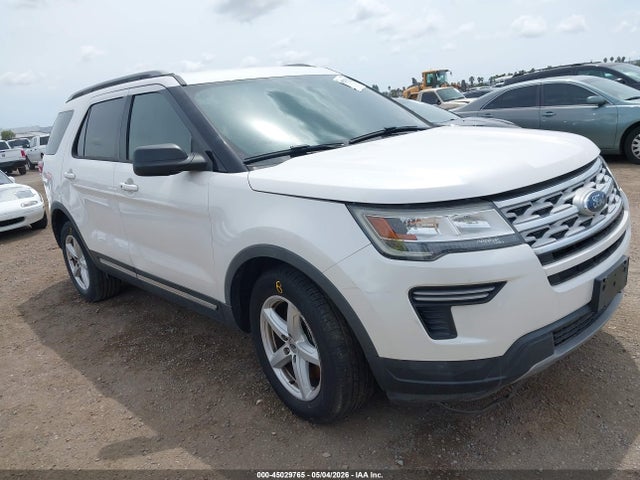 Salvage Ford Explorer Image