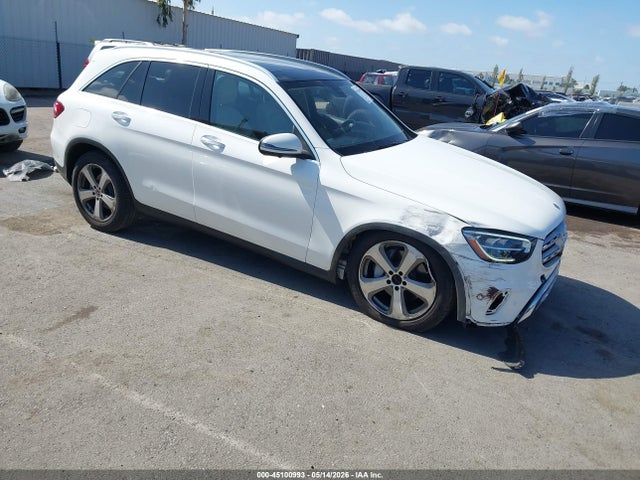 Salvage Mercedes-Benz GLC Image