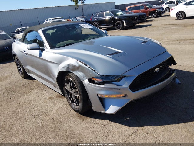 Salvage Ford Mustang Image