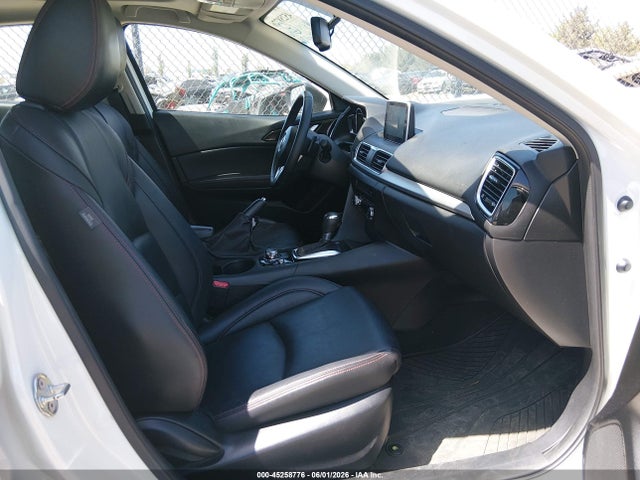 Mazda Mazda3 S Touring