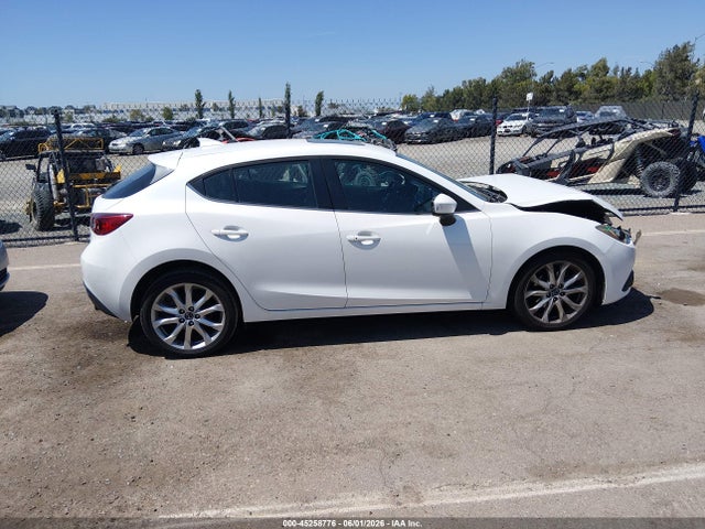 Mazda Mazda3 S Touring