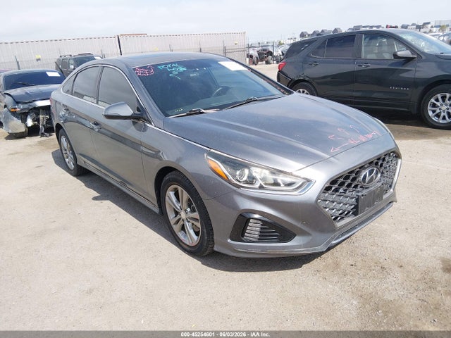 Salvage Hyundai SONATA Image