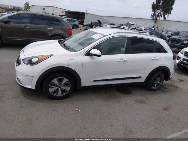Kia Niro Lx