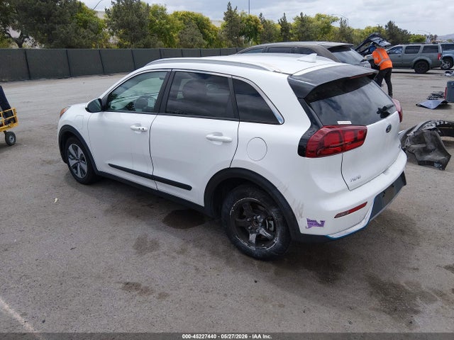 Kia Niro Lx
