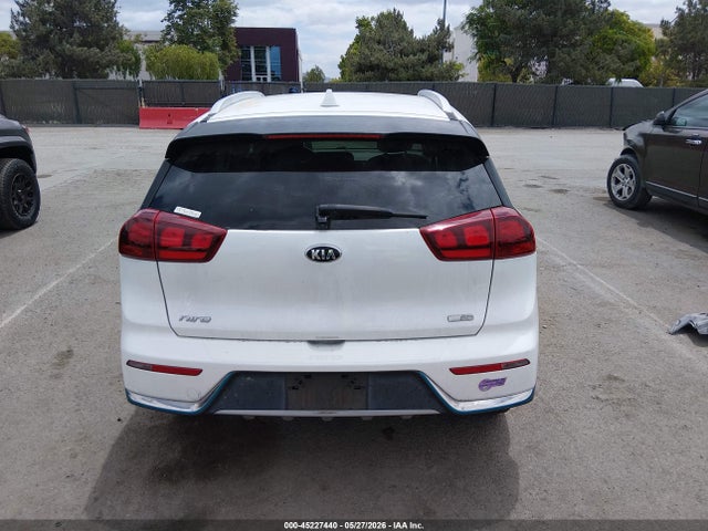 Kia Niro Lx