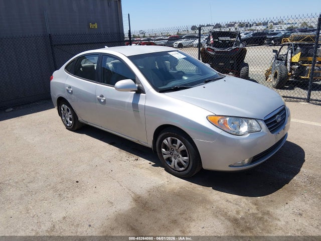 Salvage Hyundai ELANTRA Image