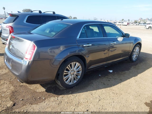 Chrysler 300c Awd