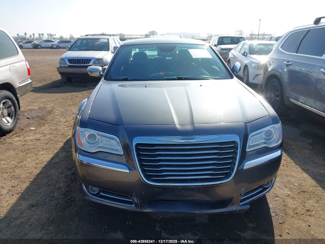 Chrysler 300c Awd