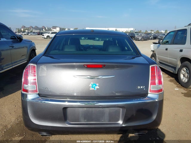 Chrysler 300c Awd