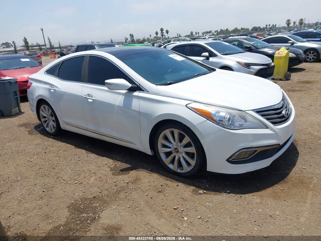Salvage Hyundai Azera Image