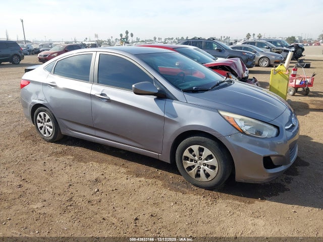 Salvage Hyundai ACCENT Image