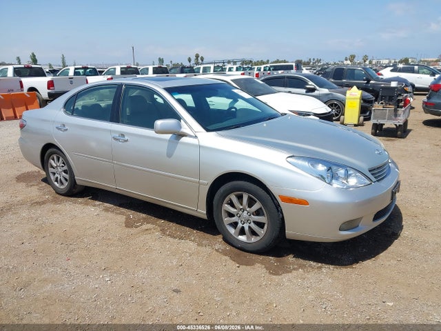 Salvage Lexus Es Image