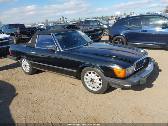 Salvage Mercedes-Benz 450 Sl Image