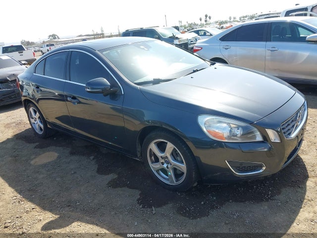 Salvage Volvo S60 Image