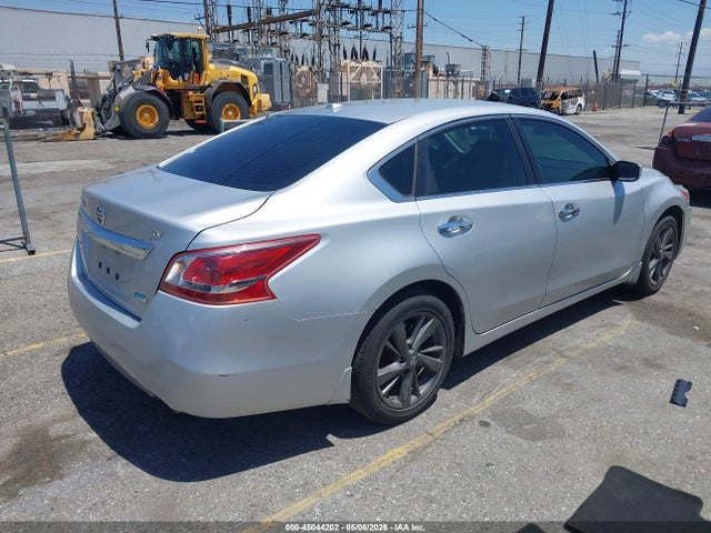 Nissan Altima 2.5 Sv