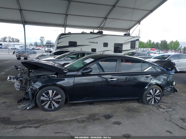 Nissan Altima Sv Fwd