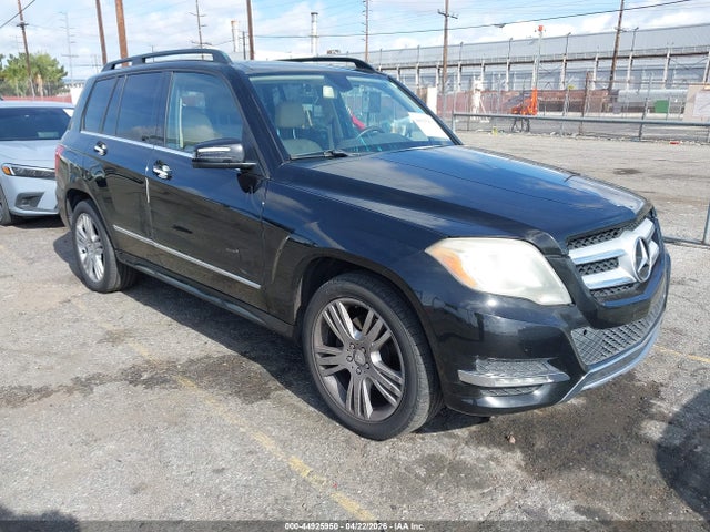 Salvage Mercedes-Benz GLK Image