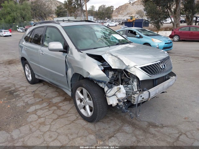 Salvage Lexus RX Image