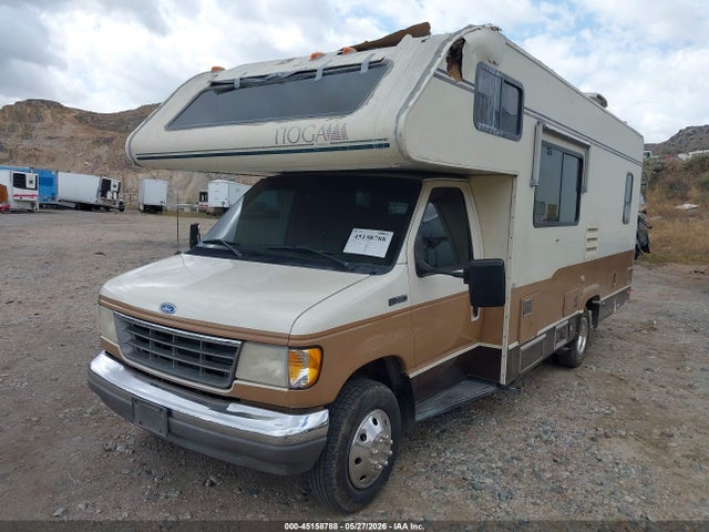 Ford Econoline E350 Cutaway Van
