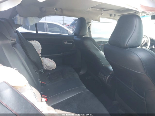 Toyota Camry Xse