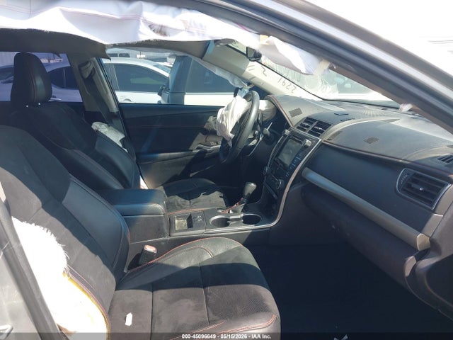 Toyota Camry Xse