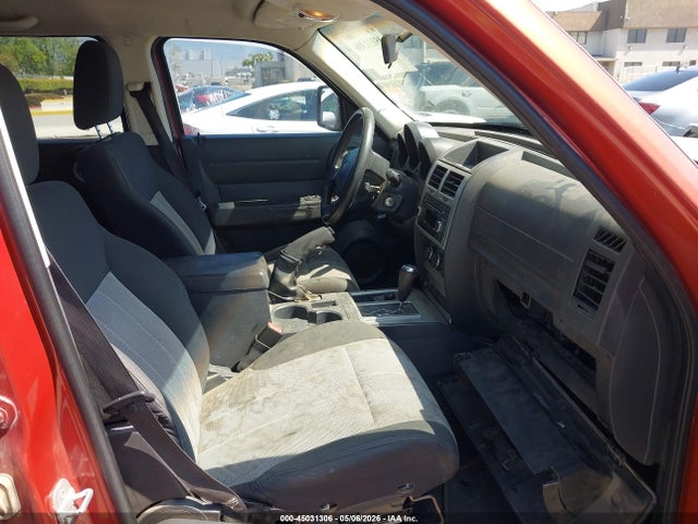 Dodge Nitro Sxt