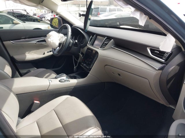 INFINITI Qx Luxe Awd