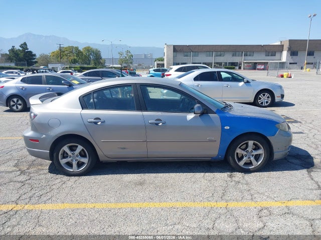 Mazda Mazda3 S