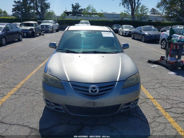 Mazda Mazda3 S