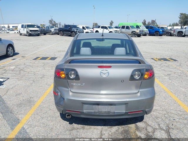 Mazda Mazda3 S