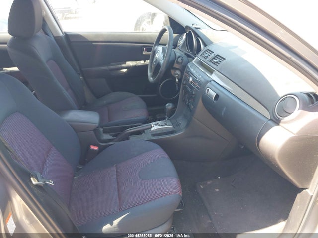 Mazda Mazda3 S